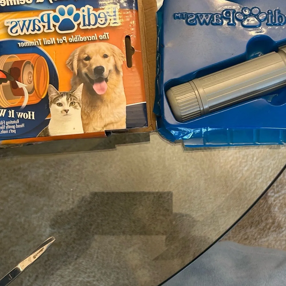 Petal & Pup Pedi Paws Pet Nail Trimmer - White, Blue, Orange pre owned